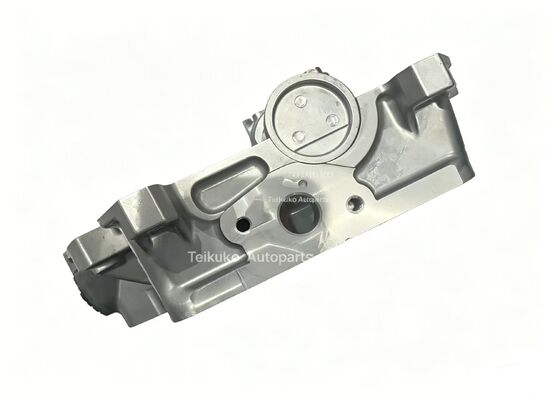 Vỏ trục cam đúc nguyên khối bao gồm các đường dầu tích hợp Mã phụ tùng 11103-E0080 11103-E0230 Bộ phận động cơ